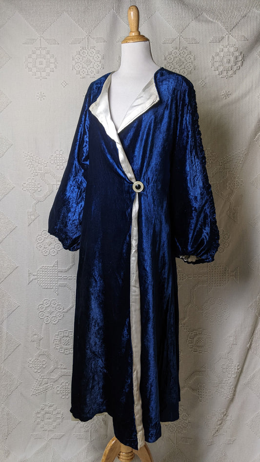 Antique 1930s 1940s Blue Velvet Opera Coat cover