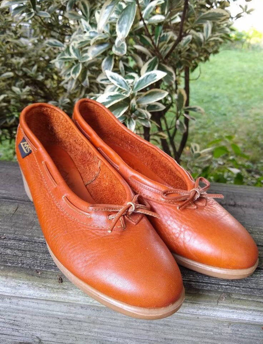 70s Vintage Cognac Leather Mason Brand Wedge Shoes